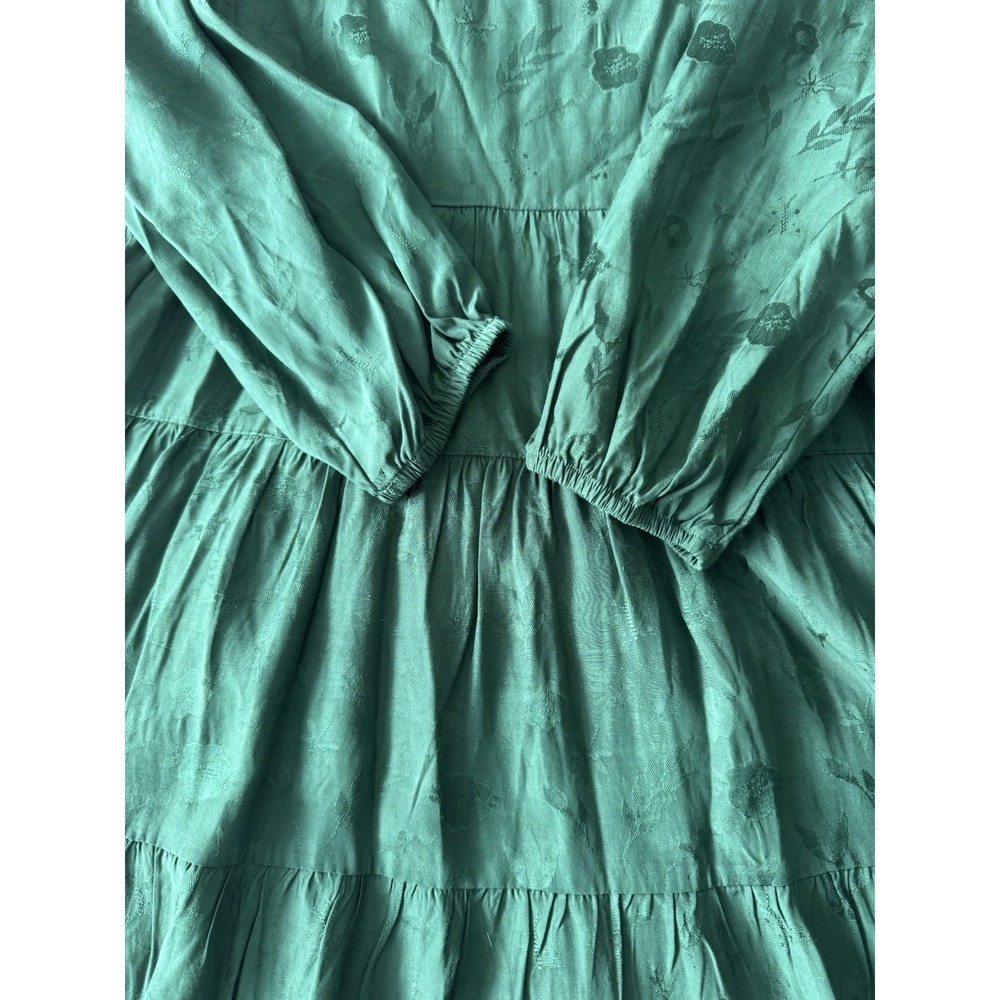 Adelyn Rae Size Medium Green Dress Long Sleeve Flowy Flowers V-neck EUC - Picture 5 of 10